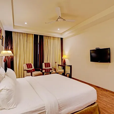 Hotel Dsr Tark Plaza Near Igi Airport Delhi
